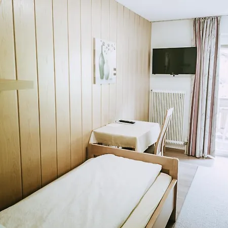 Haus Rainbach ゲストハウス 3*