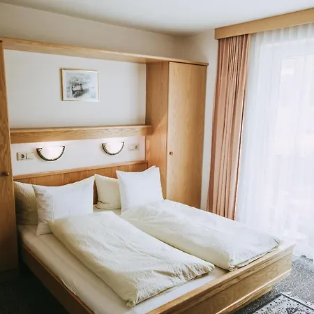 Haus Rainbach 3* Umhausen